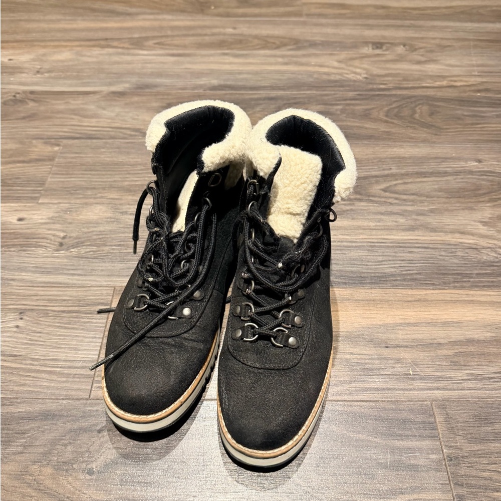 White Mountain Black Ankle Boots with Cream Lining